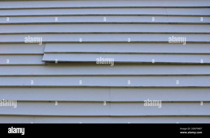 Fix vinyl siding hi-res stock photography and images - Alamy